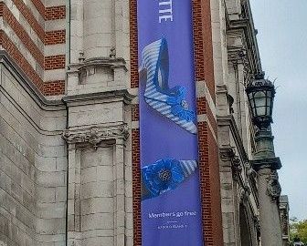 V&A - Marie Antoinette Style Exhibition